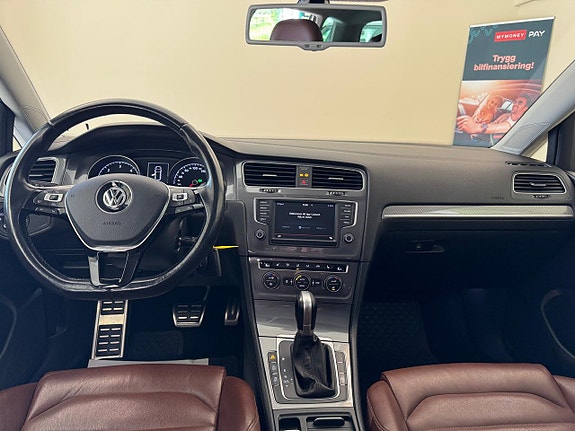 Volkswagen Golf-Serie 8 of 12