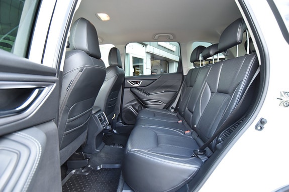 Subaru Forester 12 of 30