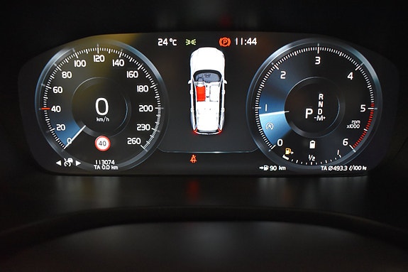 Volvo V60 Cross Country 12 of 19