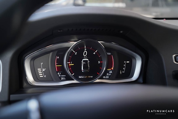 Volvo S60 10 of 16