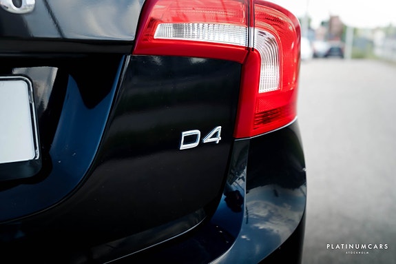 Volvo S60 16 of 16