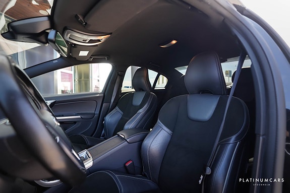 Volvo S60 7 of 16