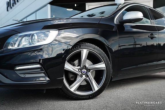 Volvo S60 15 of 16