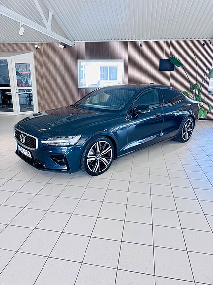 Volvo S60 8 of 28