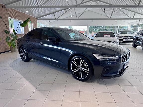 Volvo S60 12 of 28