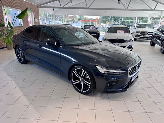 Volvo S60 14 of 28