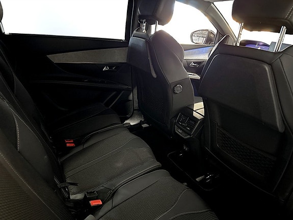 Peugeot 5008 13 of 16