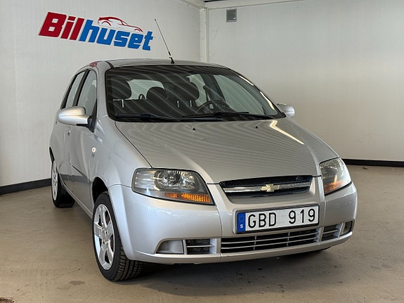 Chevrolet Kalos 2 of 11