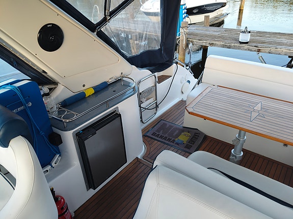 Bavaria 32 Sport 2004 –Diesel med förlängd badbrygga 4 of 11