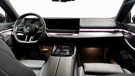 BMW 550e 4 of 12