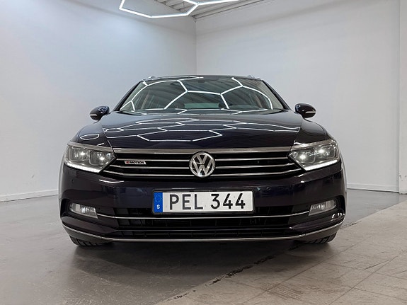 Volkswagen Passat 3 of 5
