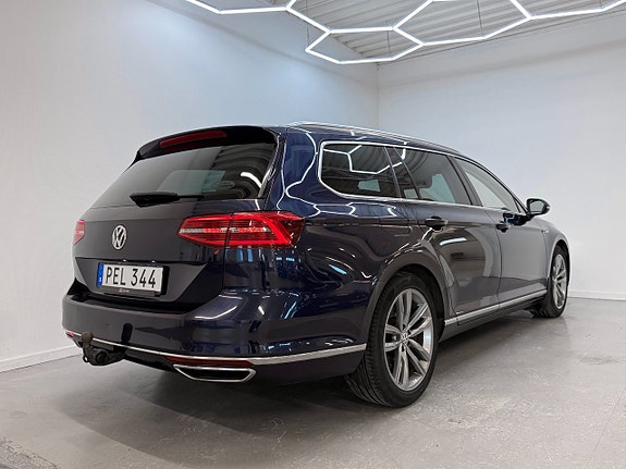 Volkswagen Passat 6 of 30