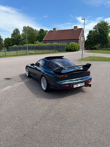 Mazda RX-7 3 of 5