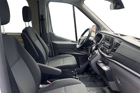 Ford Transit 8 of 13