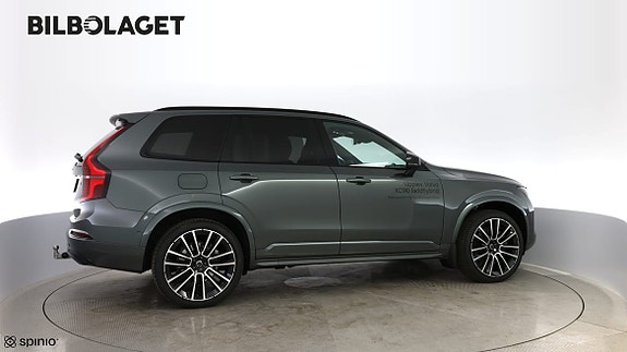 Volvo XC90 19 of 19