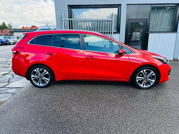 Kia Ceed 10 of 23