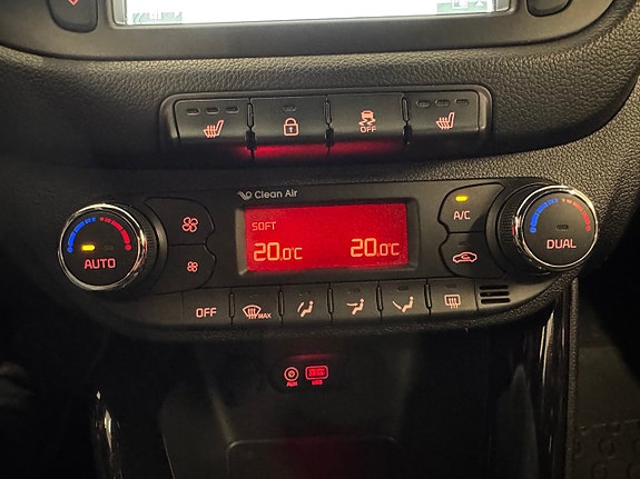 Kia Ceed 21 of 23
