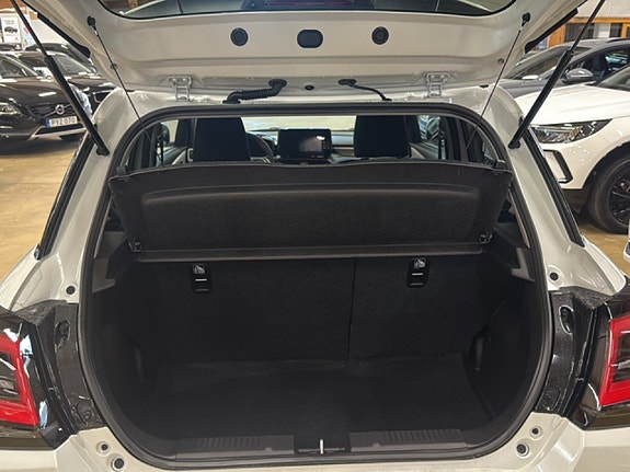 Suzuki Swift 14 of 18