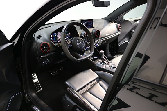 Audi RS3 7 of 27