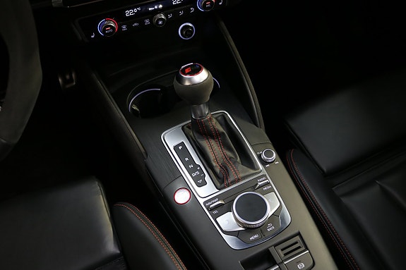 Audi RS3 13 of 27