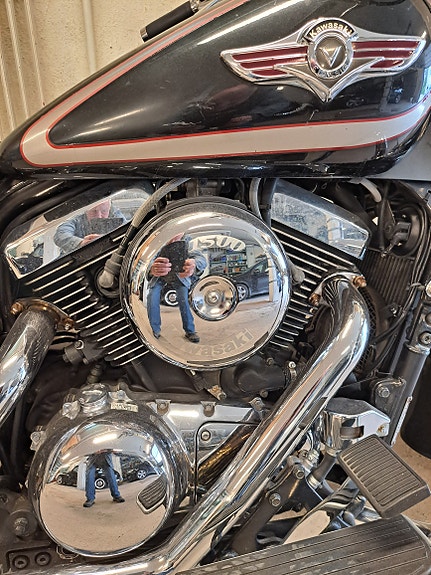 Kawasaki Vulcan 1500 Classic 2 of 3