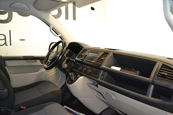 Volkswagen Transporter 6 of 8