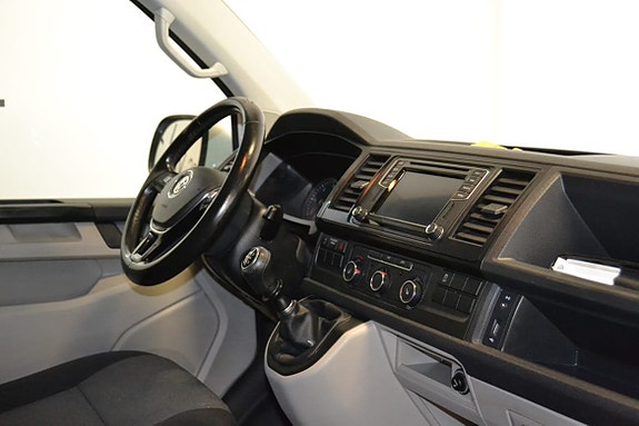 Volkswagen Transporter 7 of 8