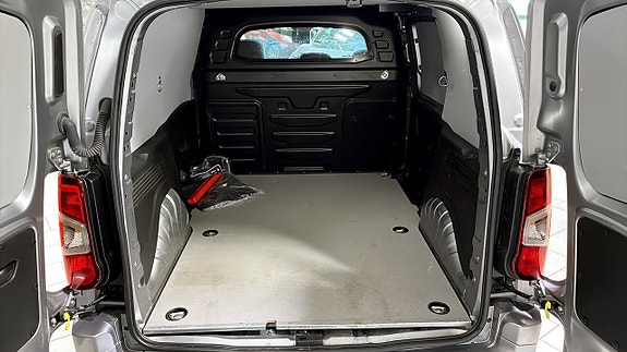 Peugeot Partner 5 of 5