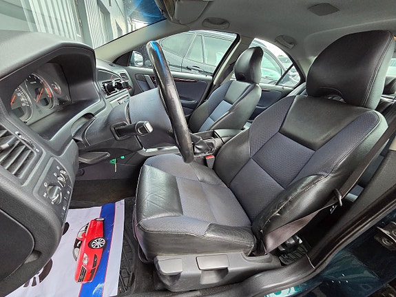 Volvo S60 14 of 14