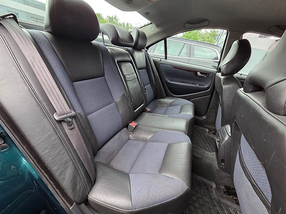 Volvo S60 10 of 14