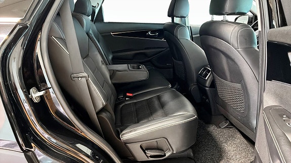 Kia Sorento 5 of 5