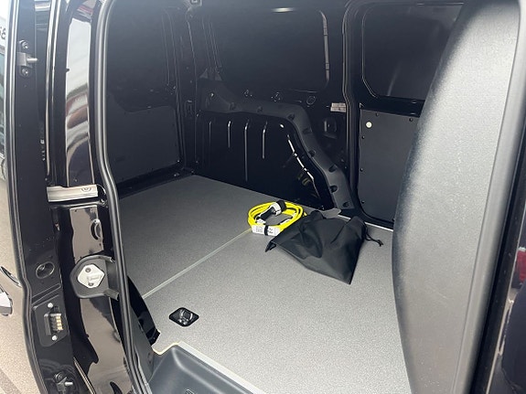 Volkswagen Caddy Maxi 15 of 22