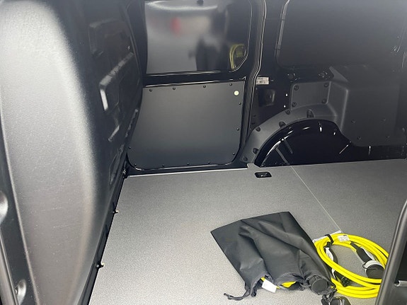 Volkswagen Caddy Maxi 13 of 22
