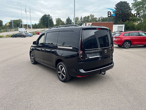 Volkswagen Caddy Maxi 21 of 22