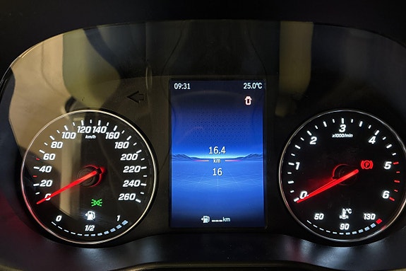 Mercedes-Benz Vito 110 12 of 20