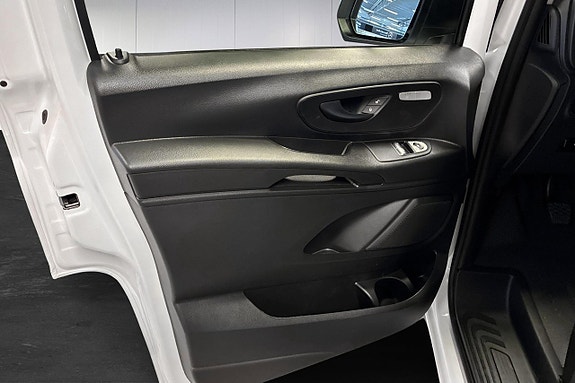 Mercedes-Benz Vito 110 13 of 20