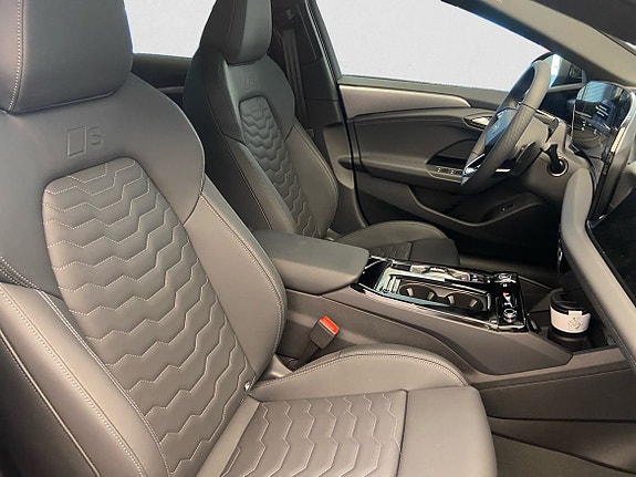 Audi A6 18 of 20