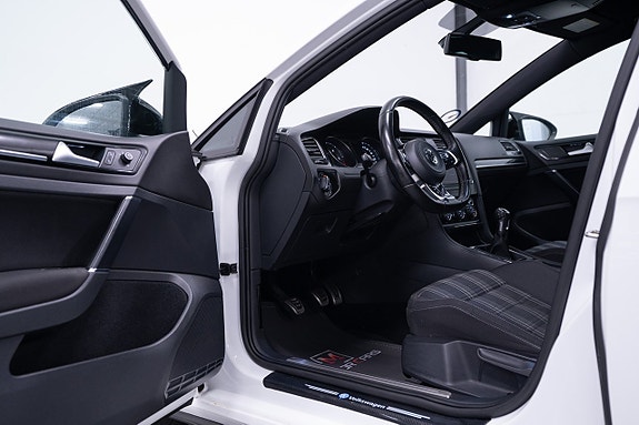Volkswagen Golf I 6 of 19