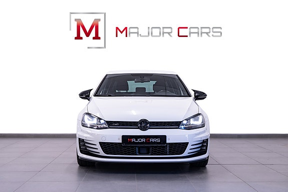 Volkswagen Golf I 2 of 5