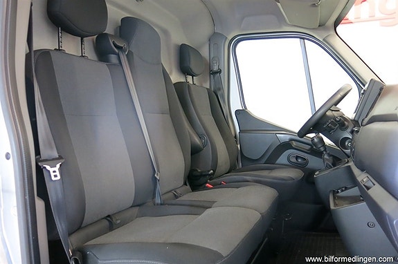 Renault Master 9 of 15