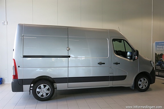Renault Master 2 of 5