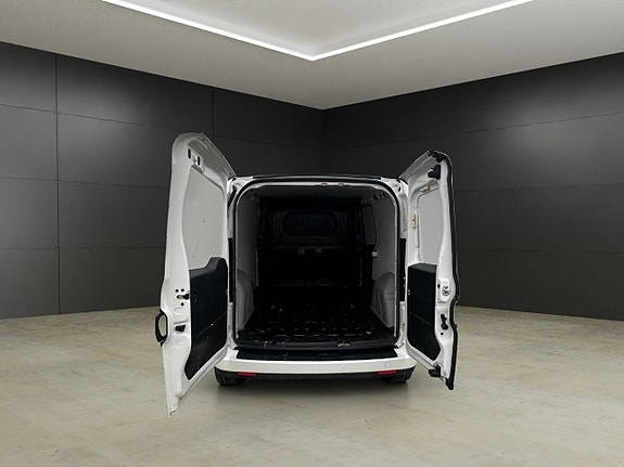 Opel Combo 11 of 28