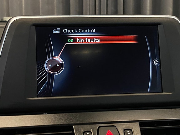 BMW 218i 26 of 30
