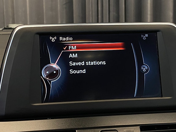 BMW 218i 17 of 30