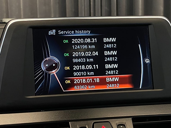 BMW 218i 25 of 30