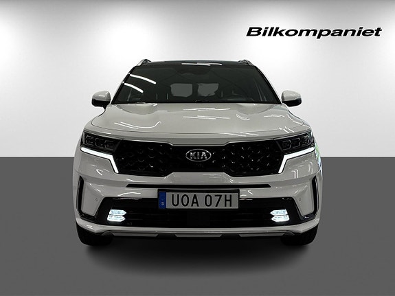 Kia Sorento 2 of 5