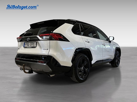 Toyota RAV4 5 of 19
