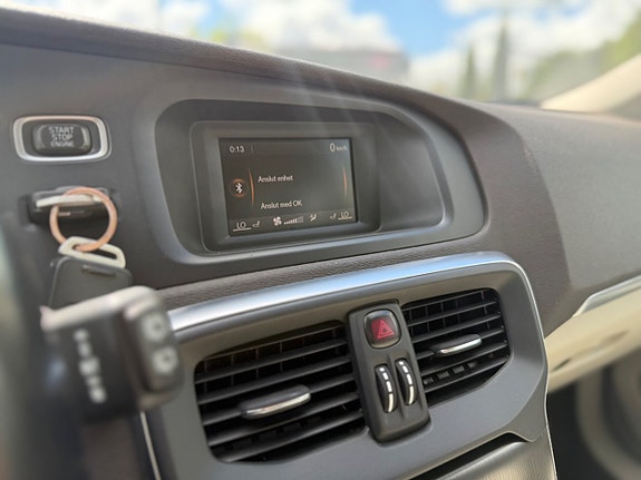 Volvo V40 15 of 24