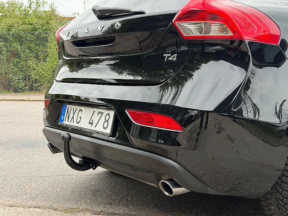 Volvo V40 27 of 27