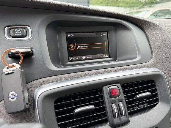 Volvo V40 18 of 27